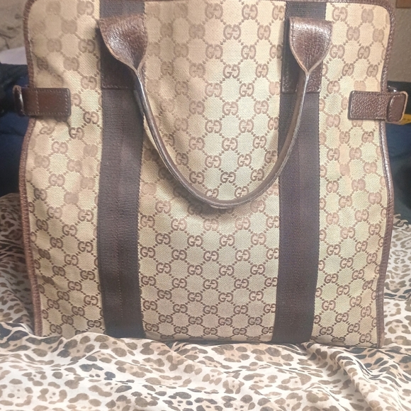 SALE SALE SALE Gucci Brown Monogram UNISEX Travel Bag - Picture 3 of 11